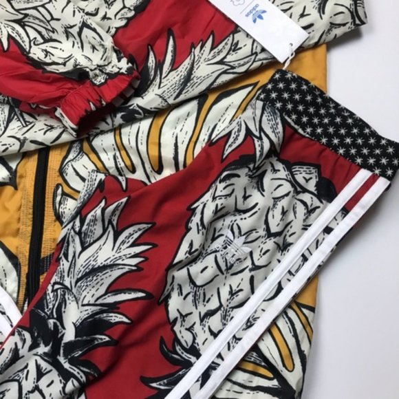 adidas Originals x The Farm 3 Piece Set Size SMALL - Picture 3 of 9